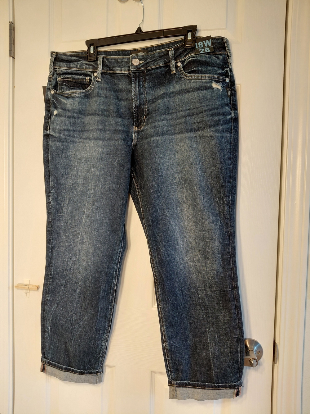 Silver Jeans Mid Wash Cropped Ankle Jeans